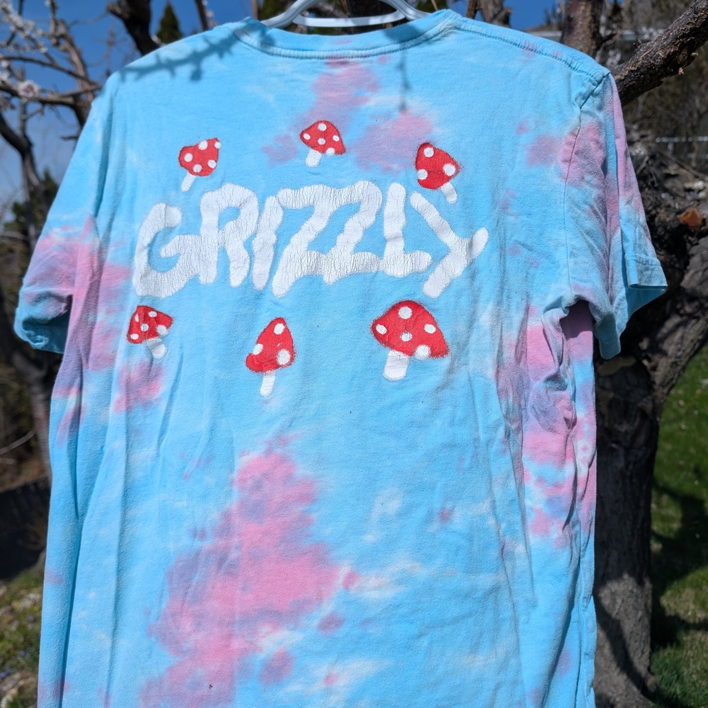 Grizzly Tie-Dye T-Shirt with Mushroom Design